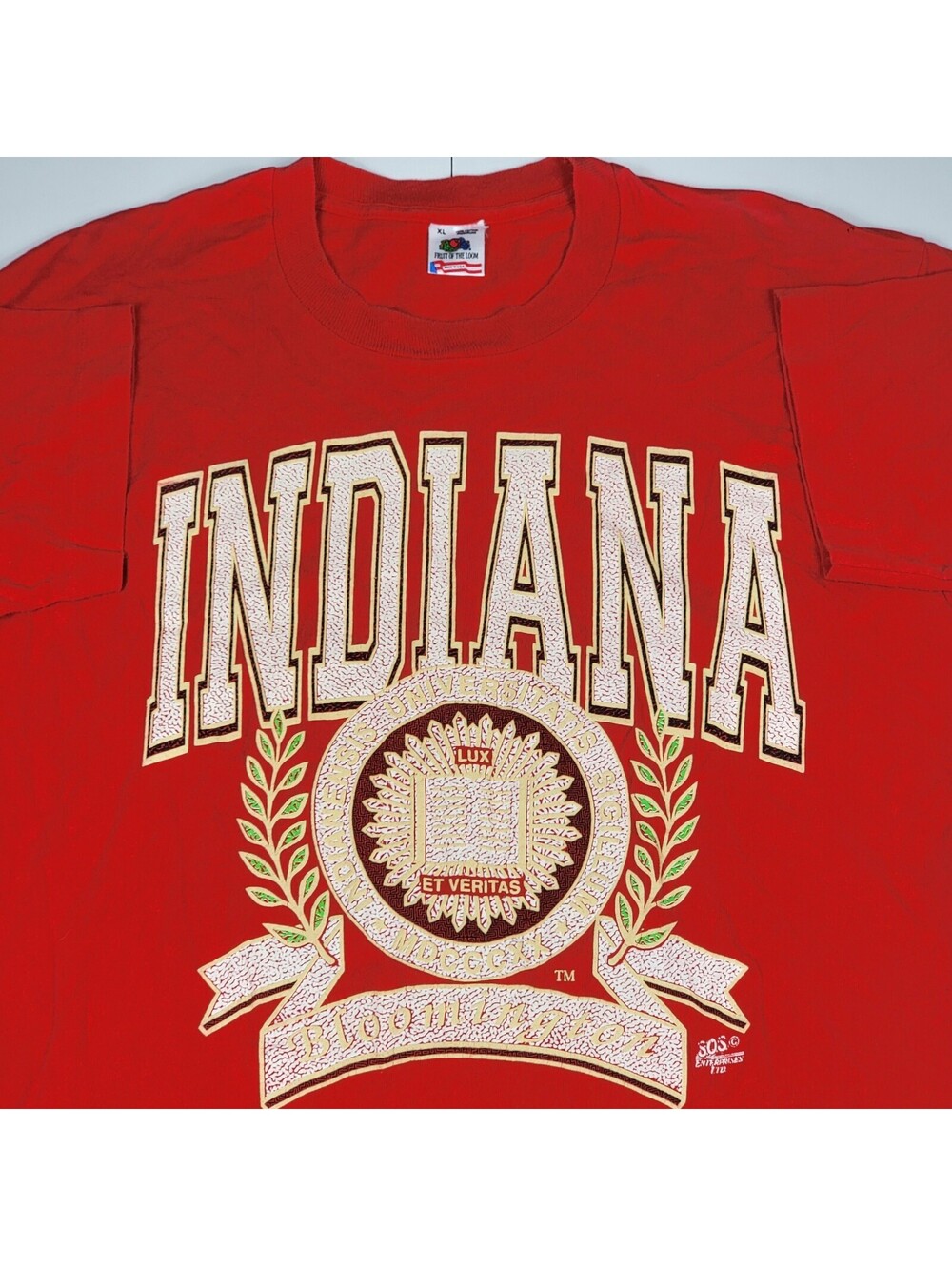 Vintage 90s Indiana University Bloomingon Red Graphic Tee College Retro Academia